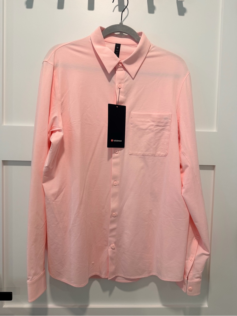 lululemon athletica Men’s Light Pink Long-Sleeve Button-Down Shirt